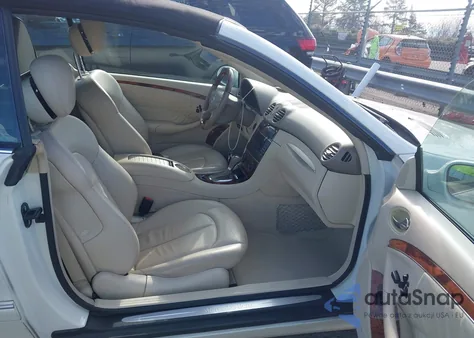 2009 Mercedes-Benz Clk 350 z USA, uszkodzony, nr VIN WDBTK56F09F263050